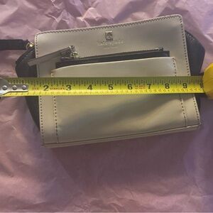 Preowned Kate Spade Black and Cream Clutch